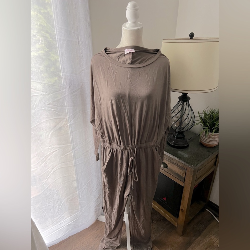 NWOT Pink Lily taupe jumpsuit